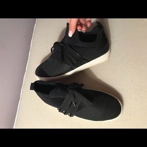 Steve Madden sneakers